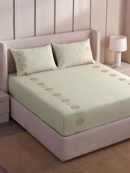 Ddecor Live Beautiful - Embellish Collection Cotton 180Tc Super King Bedsheet With 2 Covers-Green