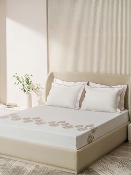 SANSAAR A D'DECOR BRAND LIVE CONSCIOUSLY - Bedsheet Chalk White King Bedsheet with 2 Pillow Covers