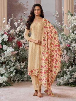 Seerat - Cream Jacquard With Kurta With Dyed Trouser And Printed Dupatta