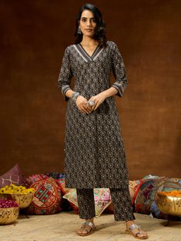 Janasya - Womens Black Pure Cotton Ethnic Motifs Printed Straight Kurta & Pant
