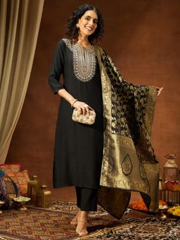 Janasya - Womens Black Silk Blend Yoke Embroidered Straight Kurta & Pant With Dupatta