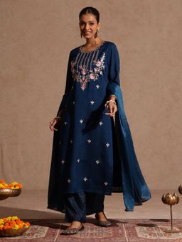 Janasya - Womens Teal Blue Silk Blend Embroidered Straight Kurta & Pant With Dupatta