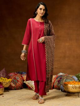 Janasya - Womens Maroon Pure Cotton Straight Kurta & Pant With Dupatta With Dupatta