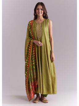 KALKI FASHION - Green Muslin Anarkali Kurta & Dupatta With Pant With Patola Style Print