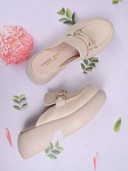 Ronnie Grey - Women Beige Solid Western Embellished Heeled Mules