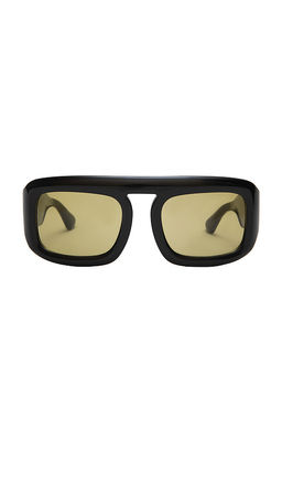 Elisa Johnson - Aries Sunglasses