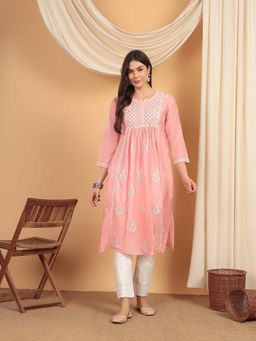 CLUB LOOM - Peach Women Embroidery Chikankari Muslin Kurta