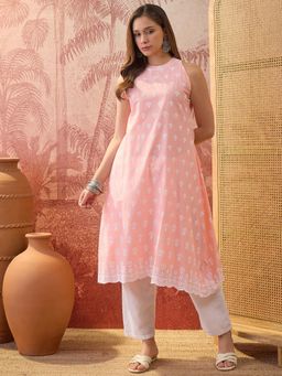 Four Steps - Peach Embroidered Chikankari Kurta
