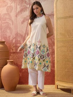 Four Steps - Cream Pure Cotton Printed Round Neck Kurta