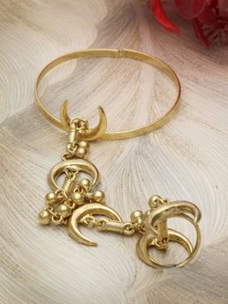 Moedbuille - Handcrafted Gold Plated Kashmiri Haathphool