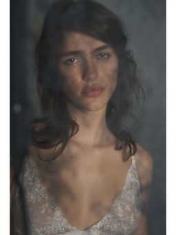 H&M - Women Beige Soft Embroidered Bra