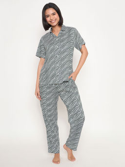 Clovia - Green Rayon Printed Shirt and Pyjama (Set of 2)