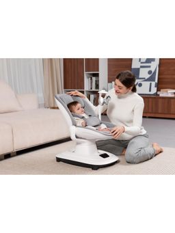 Mastela - Light Grey Deluxt Multi-Motion Baby Cradle (0-6 Months)