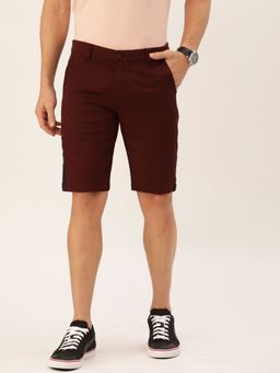 The Indian Garage Co - Men Burgundy Slim Fit Solid Mid-Rise Shorts