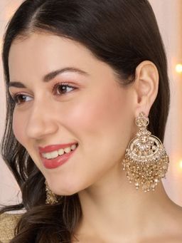 OOMPH - Women Beige Traditional Kundan and Pearls Drop Earrings