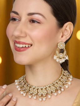 OOMPH - Women Gold Kundan Jadau Ethnic Jewellery Set