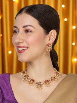 OOMPH - Women Ruby and Green Lotus Kempu Stones Jewellery Set