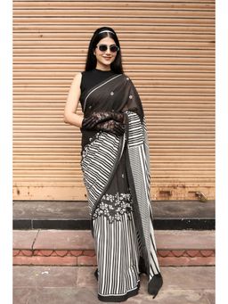 Moora - Black Retro Drama Printed Saree with Unstitched Blouse