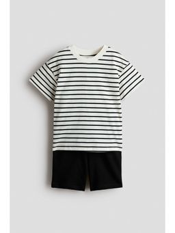 H&M - Boys White 2-Piece T-Shirt And Shorts Set