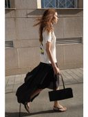 White color option, Currently selected