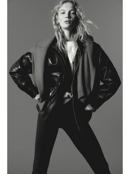 H&M - Women Brown Crease-Leg Capri Leggings