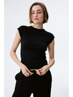 H&M - Women Black Raglan-Sleeved T-Shirt