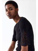 Black color option, Currently selected