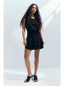 Black color option, Currently selected