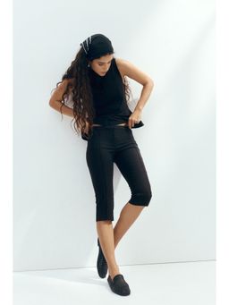 H&M - Women Black Crease-Leg Capri Trousers