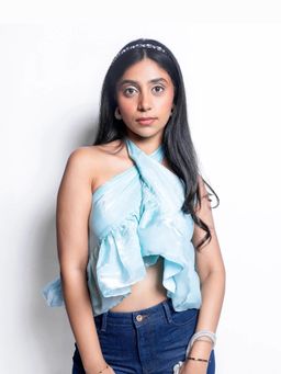 RISING AMONG - Blue Organza Sleeveless Crop Tops