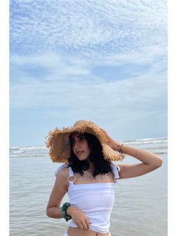 Meko Studio - Cotton White Square Neck Crop Top