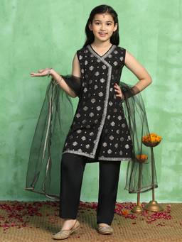 FASHION DREAM - Black Silk Blend Floral Printed Kurta Salwar With Dupatta