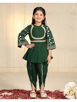 FASHION DREAM - Green Silk Blend Embroidered Kurta And Dhoti
