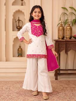 FASHION DREAM - Off White Silk Blend Embroidered Kurta And Palazzo With Dupatta