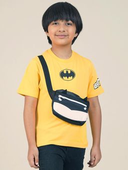 Kidsville - Batman Printed Attached Waist Pouch Regular Fit T-Shirt
