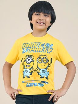 Kidsville - Minions Printed Regular Fit T-Shirt For Boys