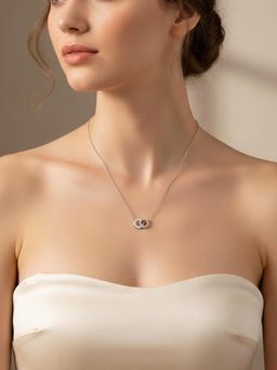 925 SILLER - The Unity Interlocking Circles Pendant Necklace
