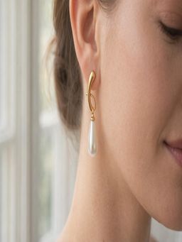JEWELZ - Minimal Gold Hoop Earrings With Pearl Drop