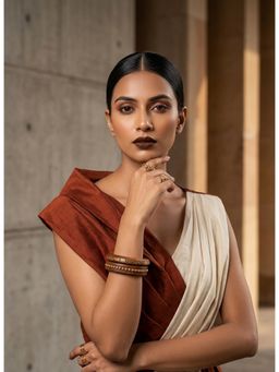 Mitali Jain - Luna Wood Bangle Stack - Pack Of 2 (2.6)