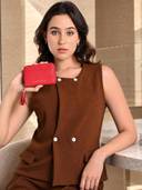 Red color option, Sold out, Currently selected