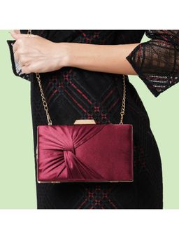 Lavie - Vertical Cheer Women's Frame Clutch (Maroon) (S)