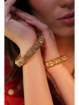 Biba - Women Gold Alloy Kadas (2.6)