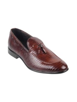 Metro - Men Brown Leather Casual Loafers