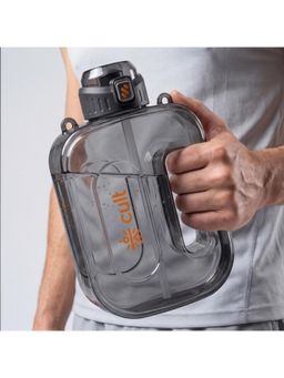 CULT - Unisex Mini Gallon 1.8 Litre - Black