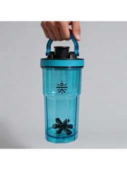 CULT - Unisex Frost Blend Pro Shaker 600 ml - Blue