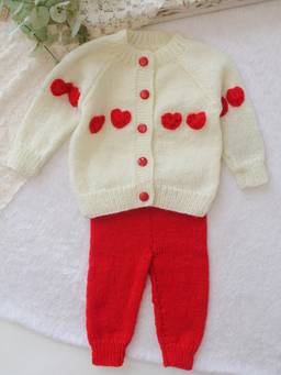 Woonie - Knitted Cream Heart Applique Detailed Cardigan And Pant