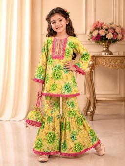 TWISHA - Girls All Over Printed Kurta And Sharara