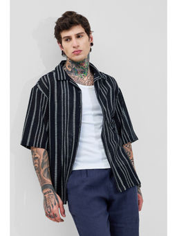 Snitch - Mens Black Half Sleeves Oversized Casual Shirt