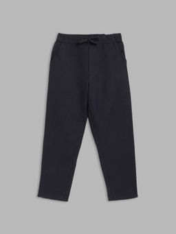 Blue Giraffe - Boys Navy Blue Solid Straight Fit Mid-Rise Flat-Front Trouser