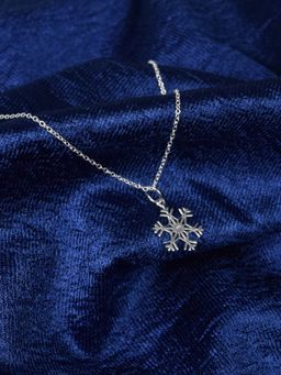 Margento Jewels - 925 Sterling Silver Flower Style Charm Chain Pendant